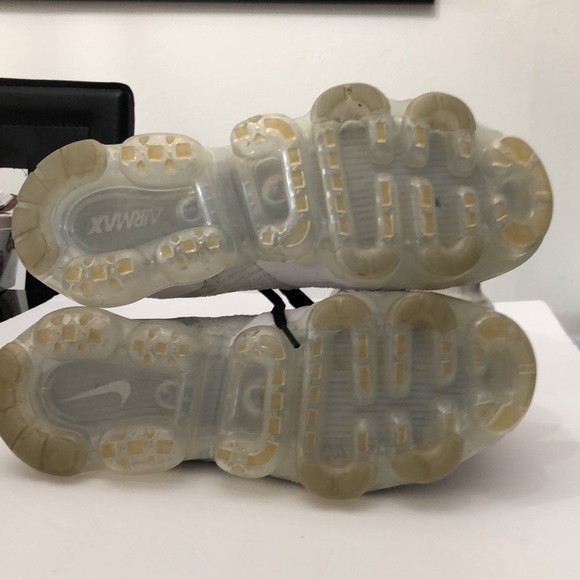 NIKE AIR VAPORMAX FLYNIT 2 WHITE GRAY RUNNING SNEAKERS MENS SIZE 7 - Picture 14 of 16